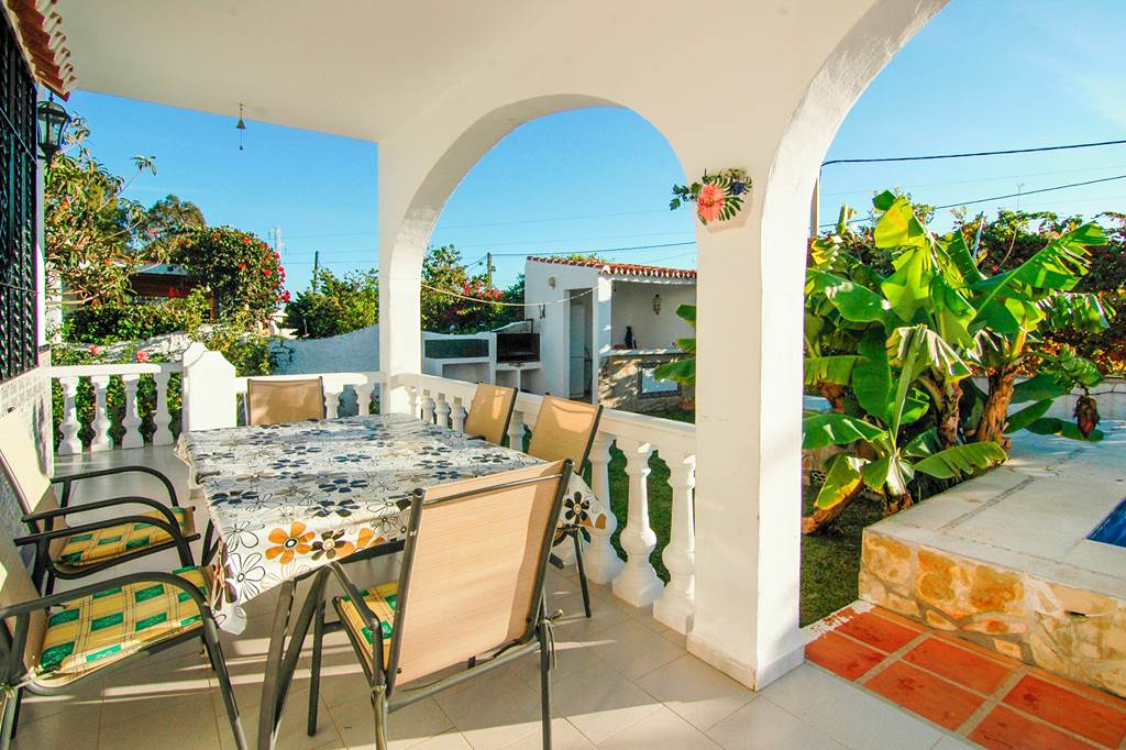 AGP_87376_Villa_Corbera_Nerja_0224_02.jpg