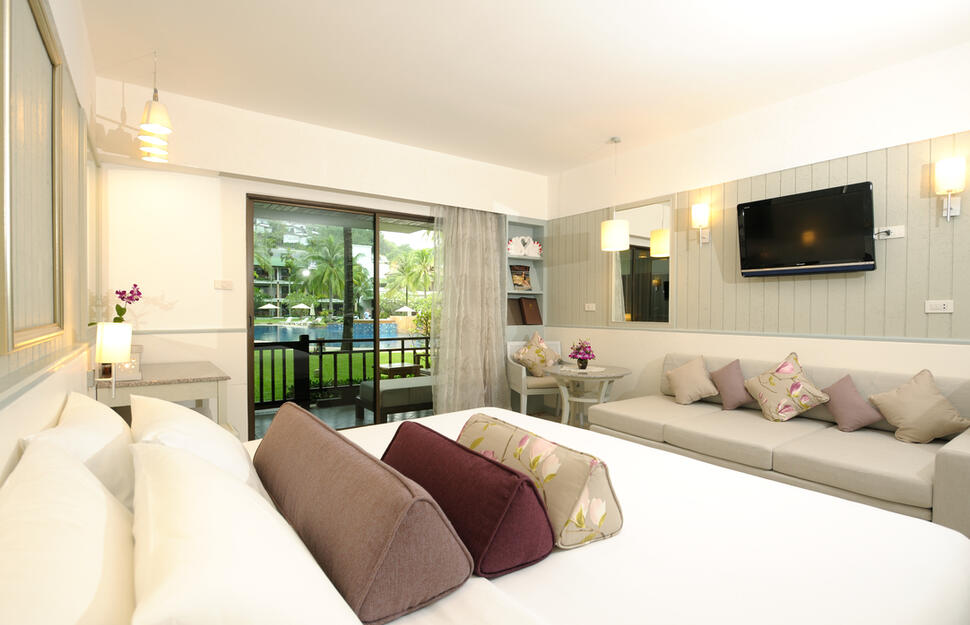 Katathani-Phuket-Beach-Resort-1.jpg