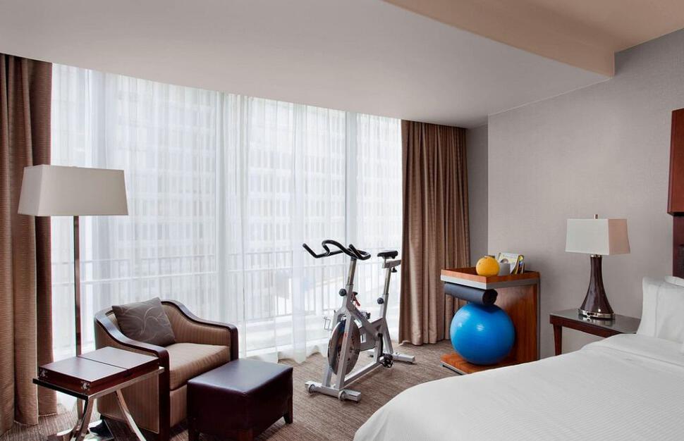 The-Westin-Peachtree-Plaza-17.jpg