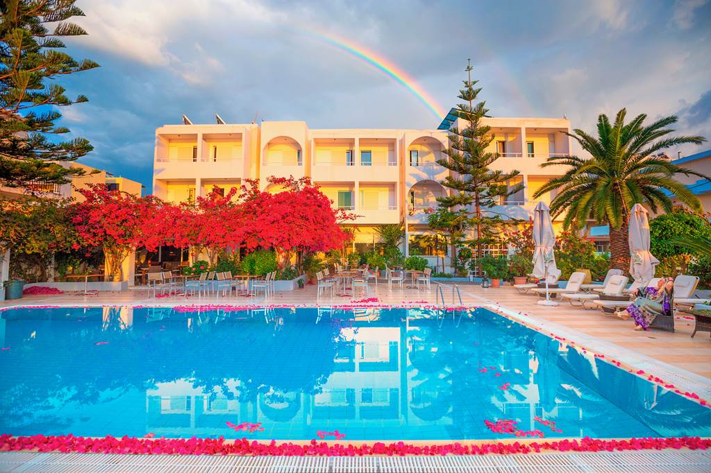 KLX_82542_Kyparissia_Beach_Hotel_1120_03.jpg