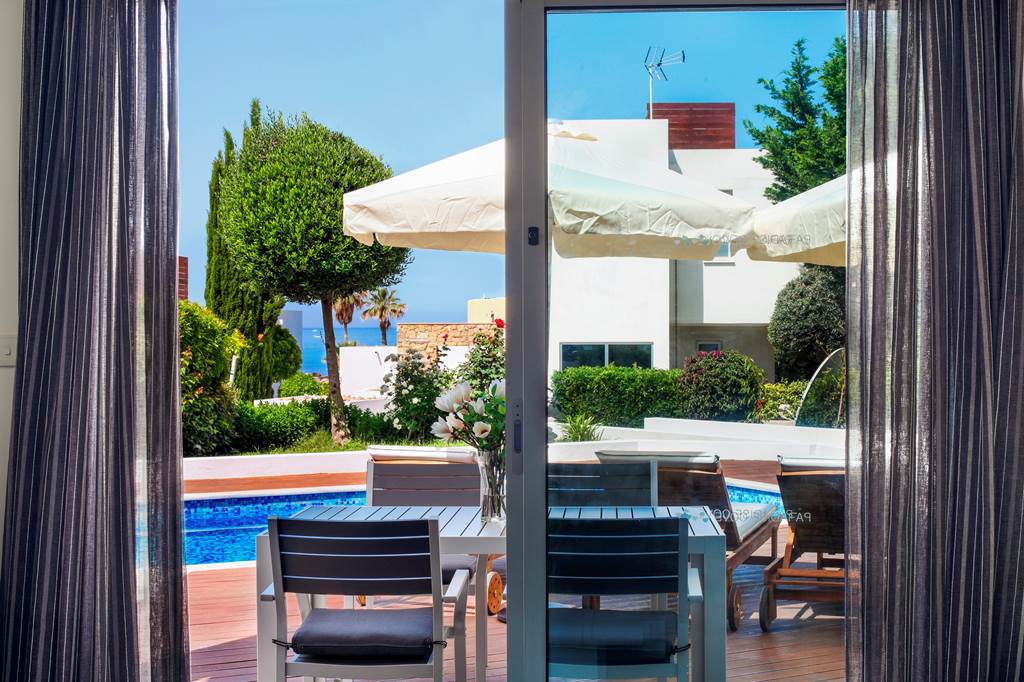 PFO_87081_Villa_Indigo_Paphos_0124_04.jpg