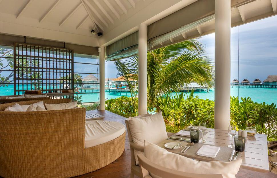 Centara-Grand-Island-Resort-Spa-Maldives-18.jpg