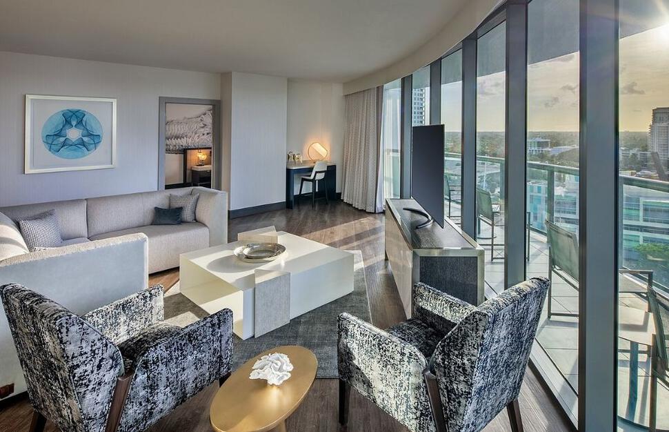 Hyatt-Centric-Las-Olas-Fort-Lauderdale-14.jpg