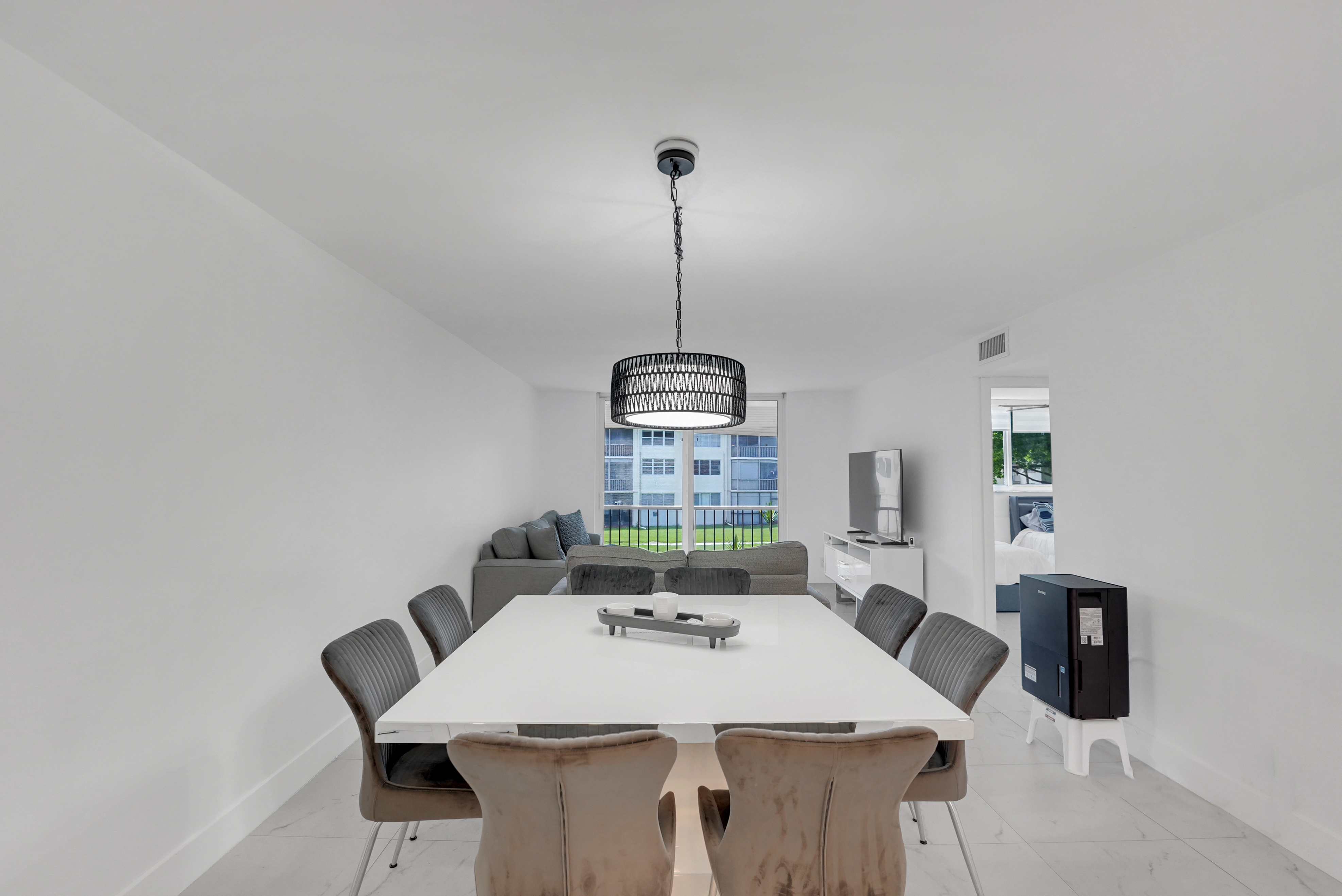 Real estate property located at 8911 S Hollybrook Blvd #201, Pembroke Pines, Pembroke Pines, FL