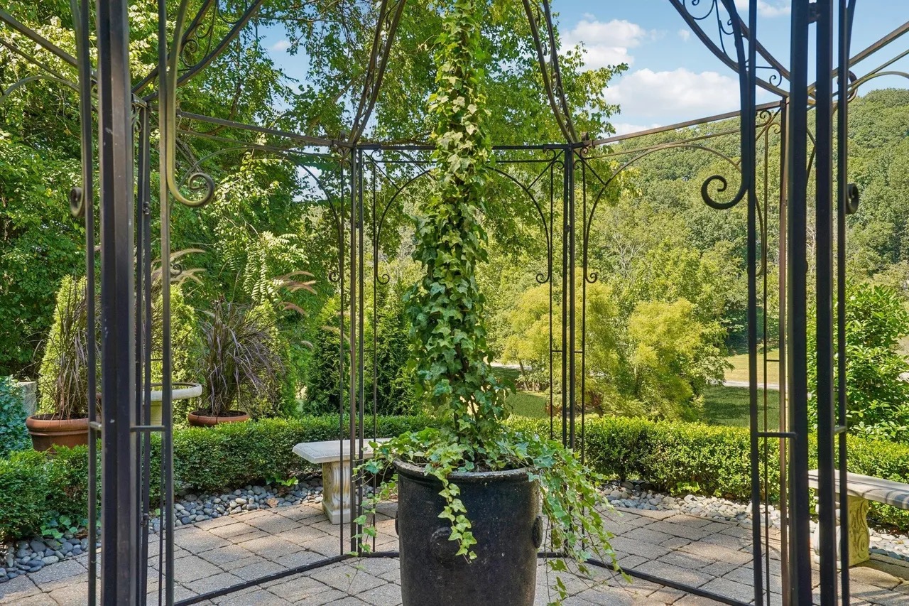 Real estate property located at 1060 Natchez Valley Lane, Natchez Valley, Franklin, TN