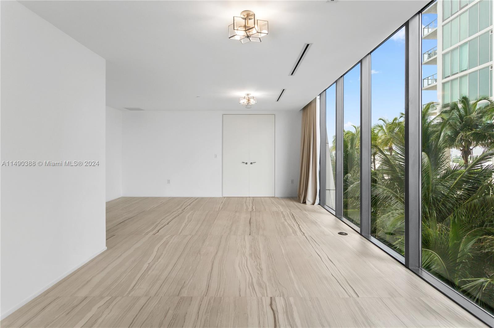 Real estate property located at 1000 Biscayne Blvd #1002, Downtown, Miami, Florida