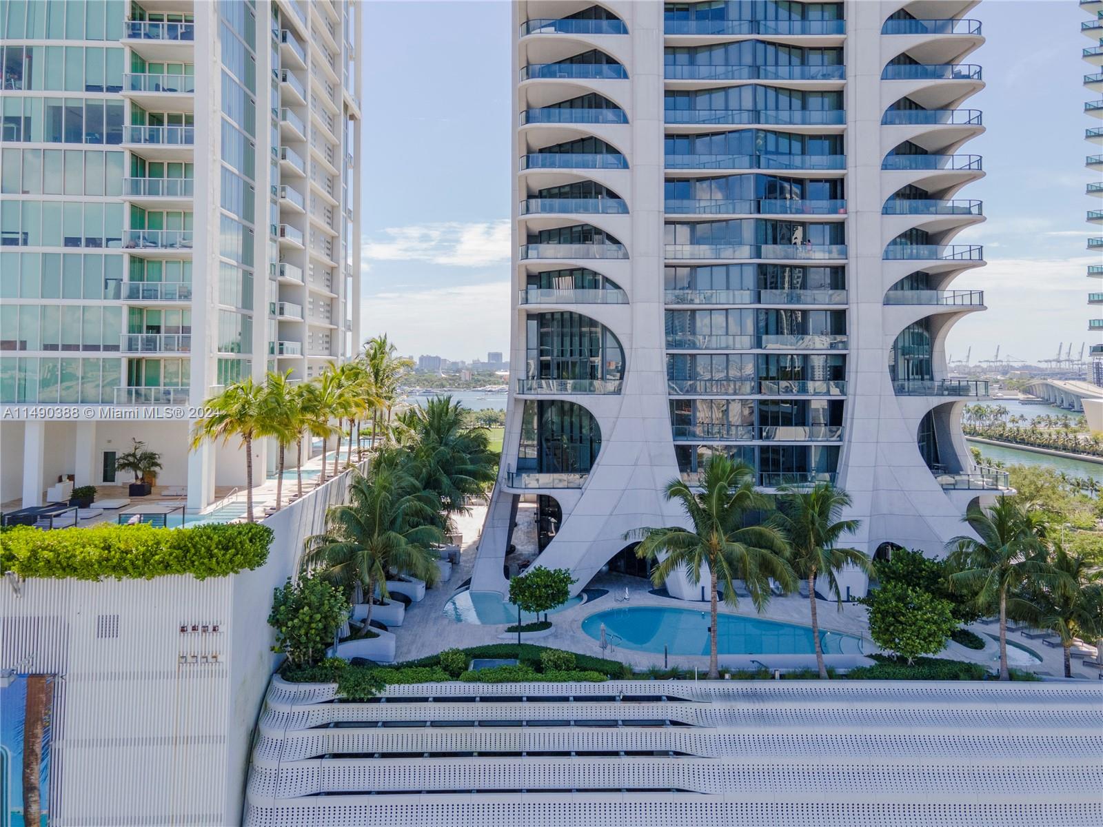 Real estate property located at 1000 Biscayne Blvd #1002, Downtown, Miami, Florida