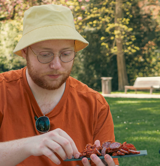 Logan, could you please open the door ?