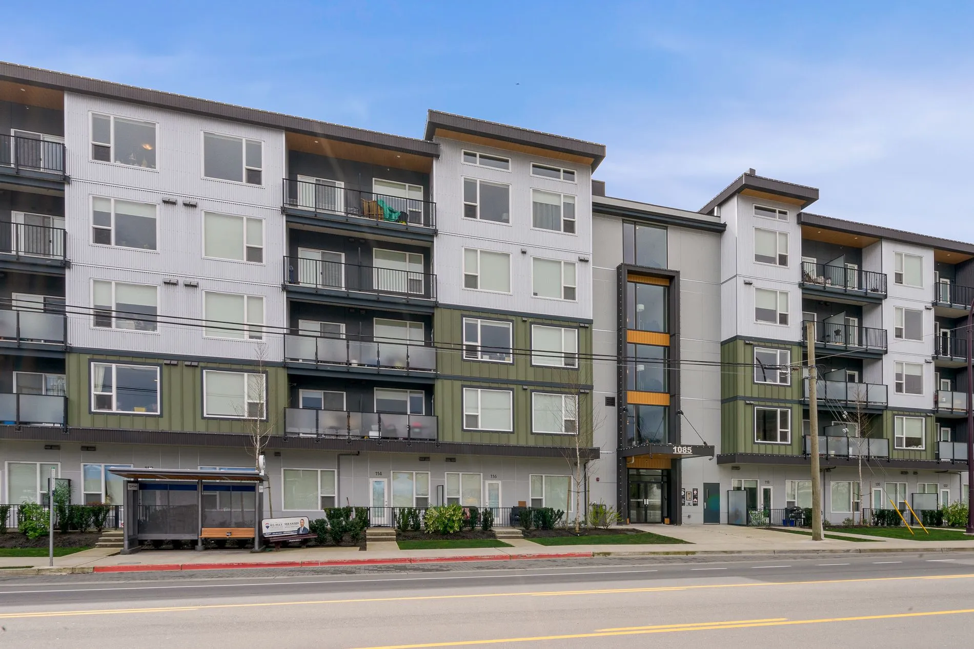 The Star on Goldstream Apartments Building