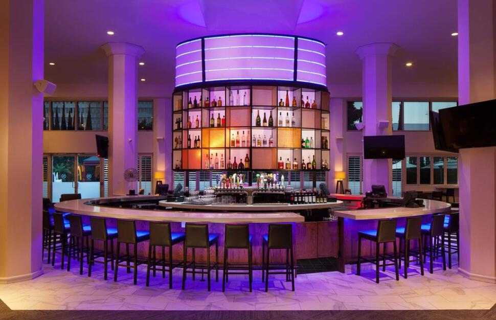 Sheraton-Gateway-Hotel-Los-Angeles-Airport-6.jpg
