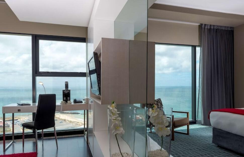 Radisson-Blu-Hotel-Port-Elizabeth-7.jpg