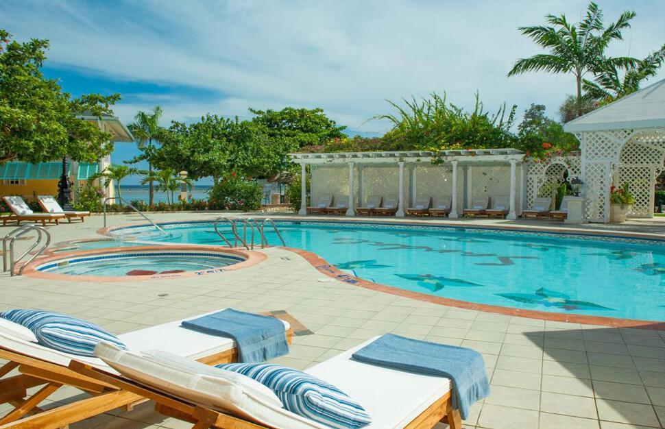 Sandals-Royal-Caribbean-Resort-and-Private-Island-20.jpg