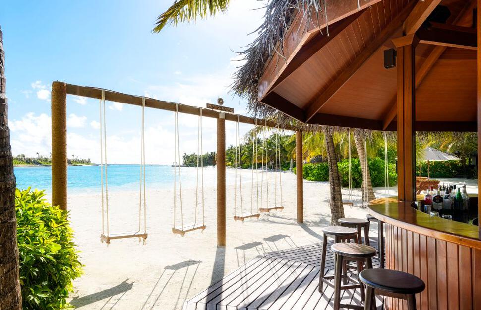 Sheraton-Maldives-Full-Moon-Resort-Spa-1.jpg