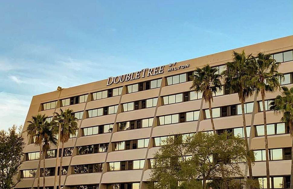 DoubleTree-by-Hilton-Tampa-Rocky-P-1.jpg