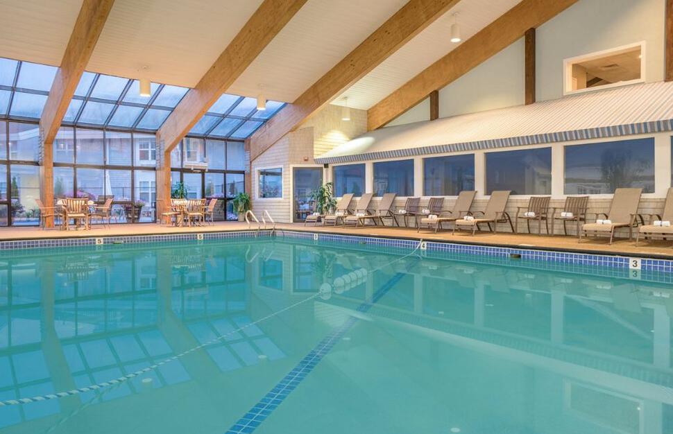 Holiday-Inn-Cape-Cod-Hyannis-an-IHG-Hotel-6.jpg