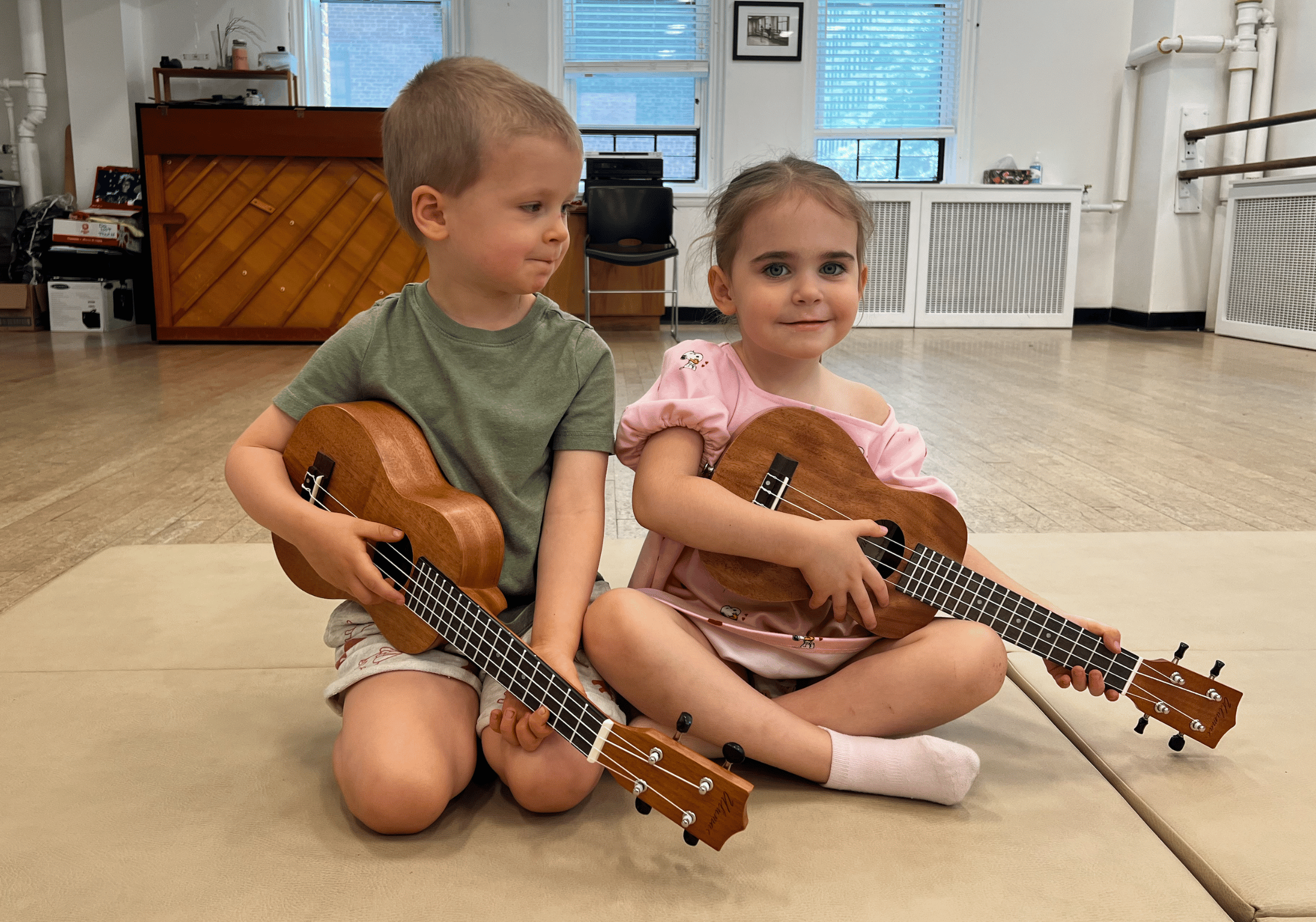 Meet the Ukulele (ages 3-5)
