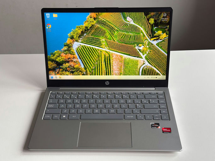 **HP 14-em0018nb (95R10EA)**
