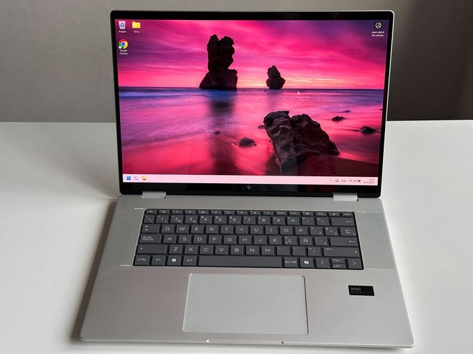 **HP Envy x360 2-in-1 Laptop 16-ac0011na (B11MPEA)**
