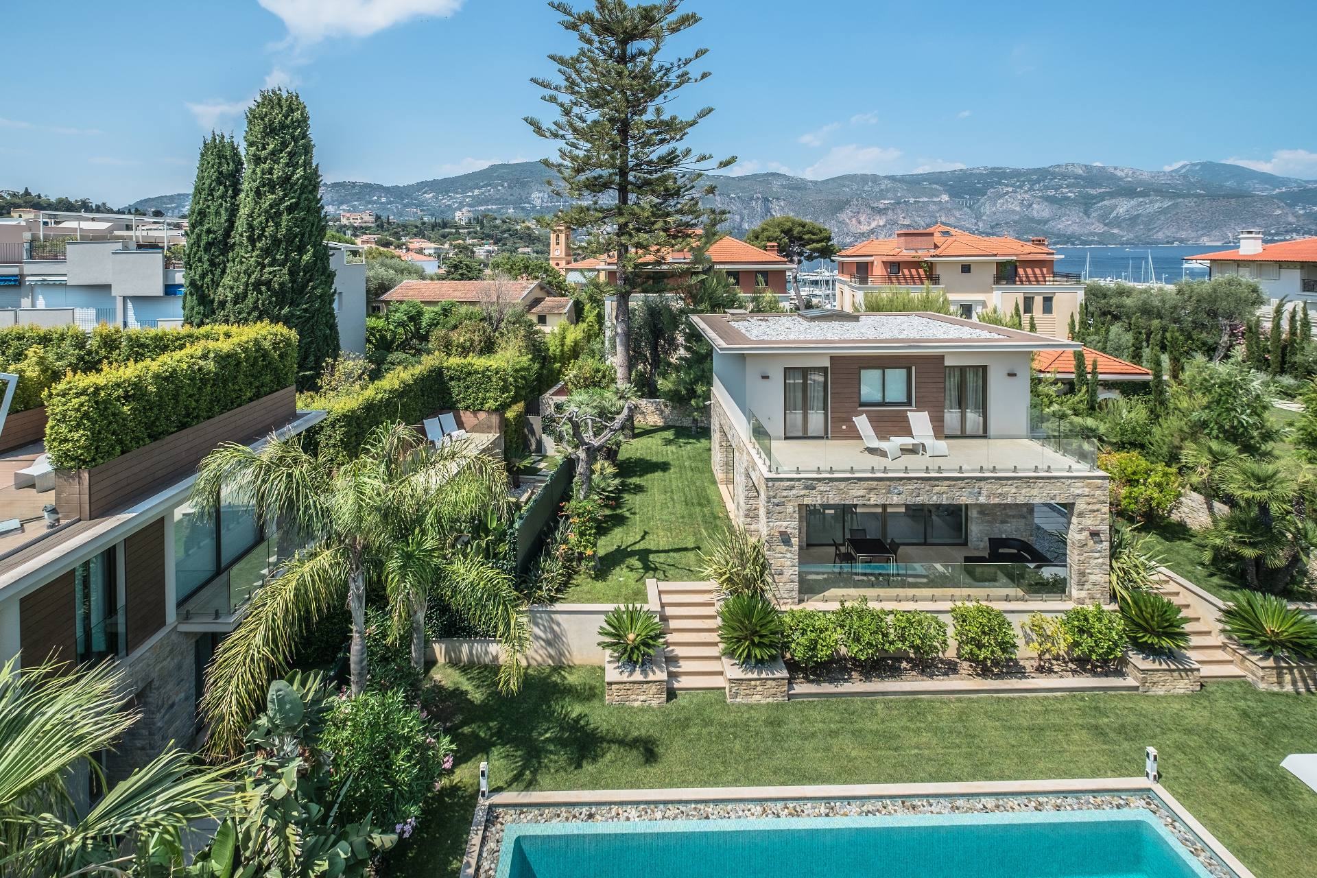 Real estate property located at 39 Avenue Claude Vignon, Saint-Jean-Cap-Ferrat, Alpes Maritimes, France