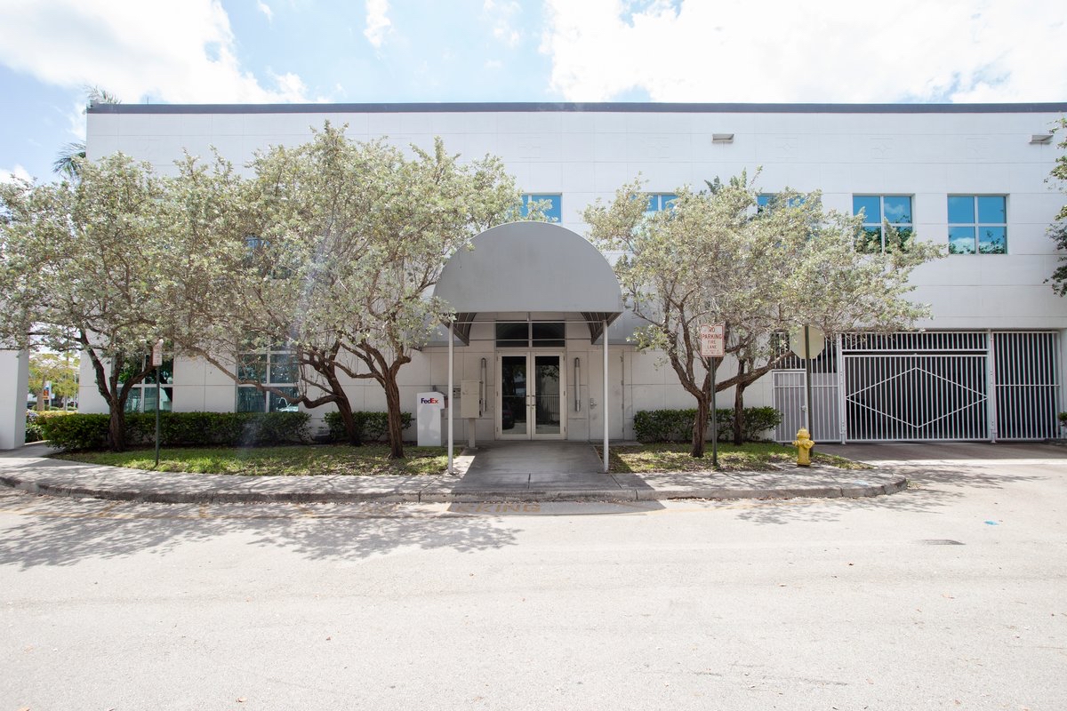 Real estate property located at 3625-3627 W Broward Blvd, Lauderhill, FL