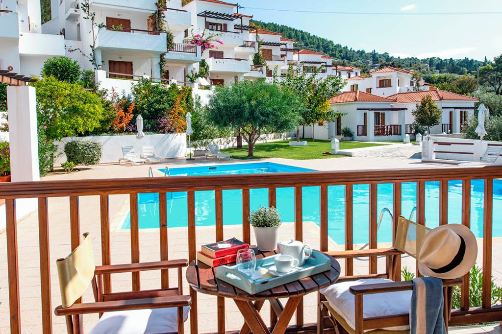 JSI_84195_Skopelos_Summer_Homes_1122_12.jpg