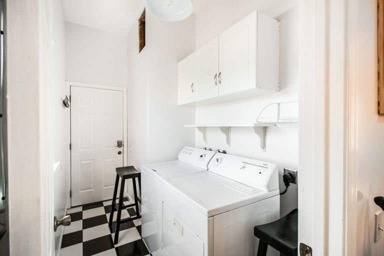 More Images - Image 3