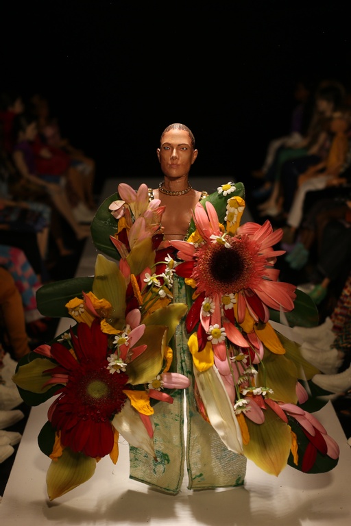 stop motion fashion pics_0015_pose_011_02_X1_0001 copy 12.jpg