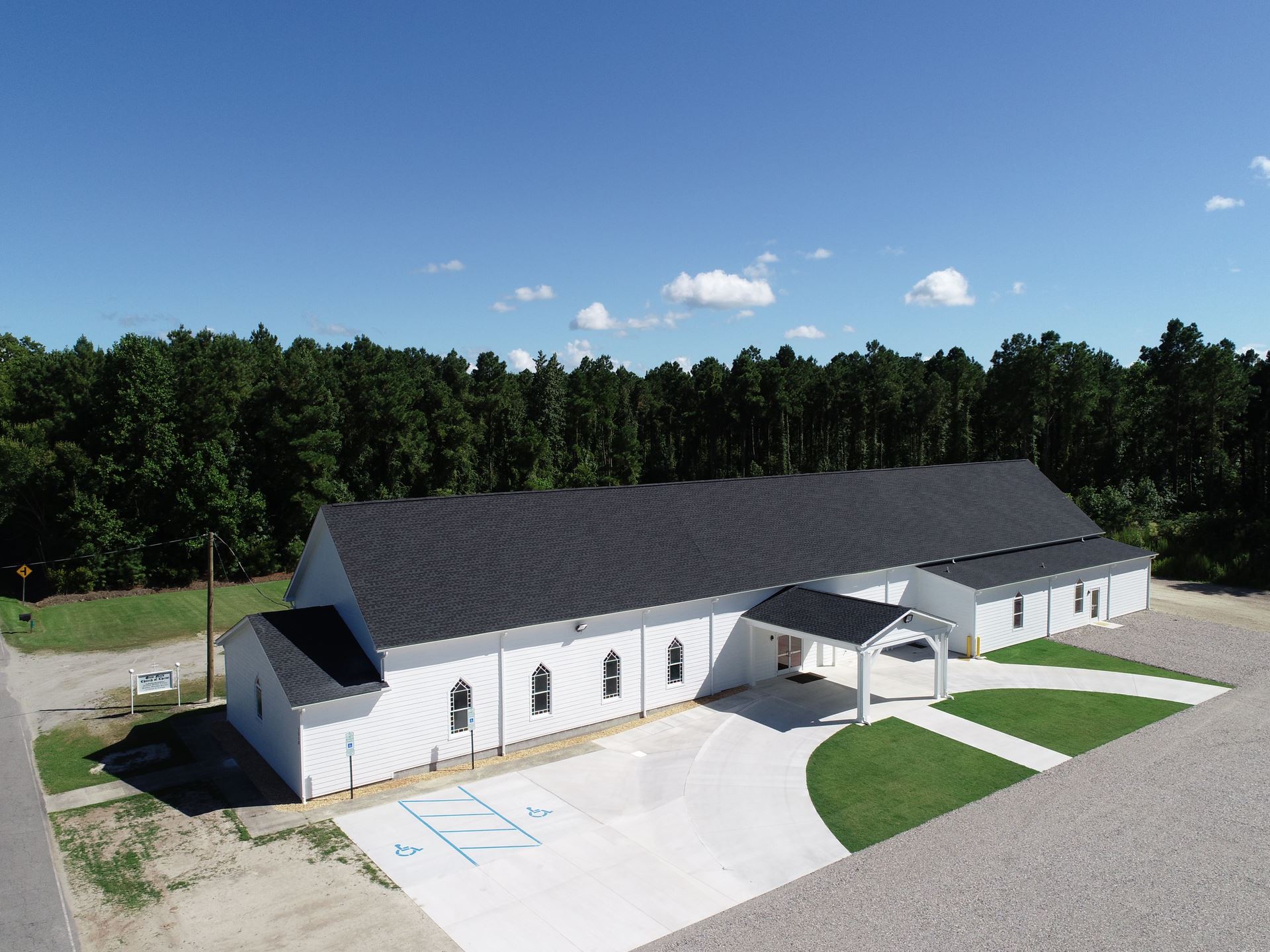 An image of Gum Neck Church of Christ located in Columbia, NC constructed by A. R. Chesson Construction