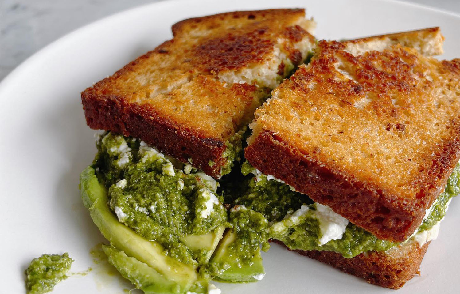 Nourish Café is the best spot in Columbia, MO for a rejuvenating smoothie, salad bowls and wraps.