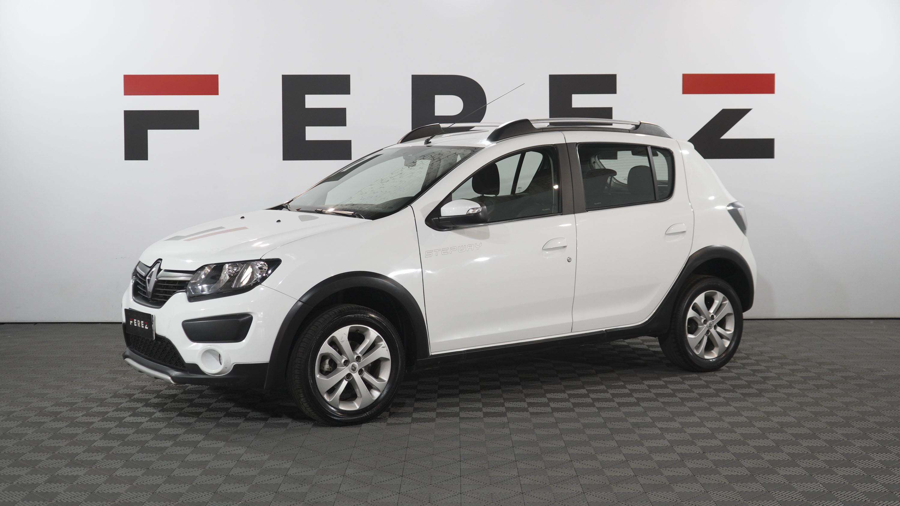 renault SANDERO 1.6 STEPWAY PRIVILEGE MT