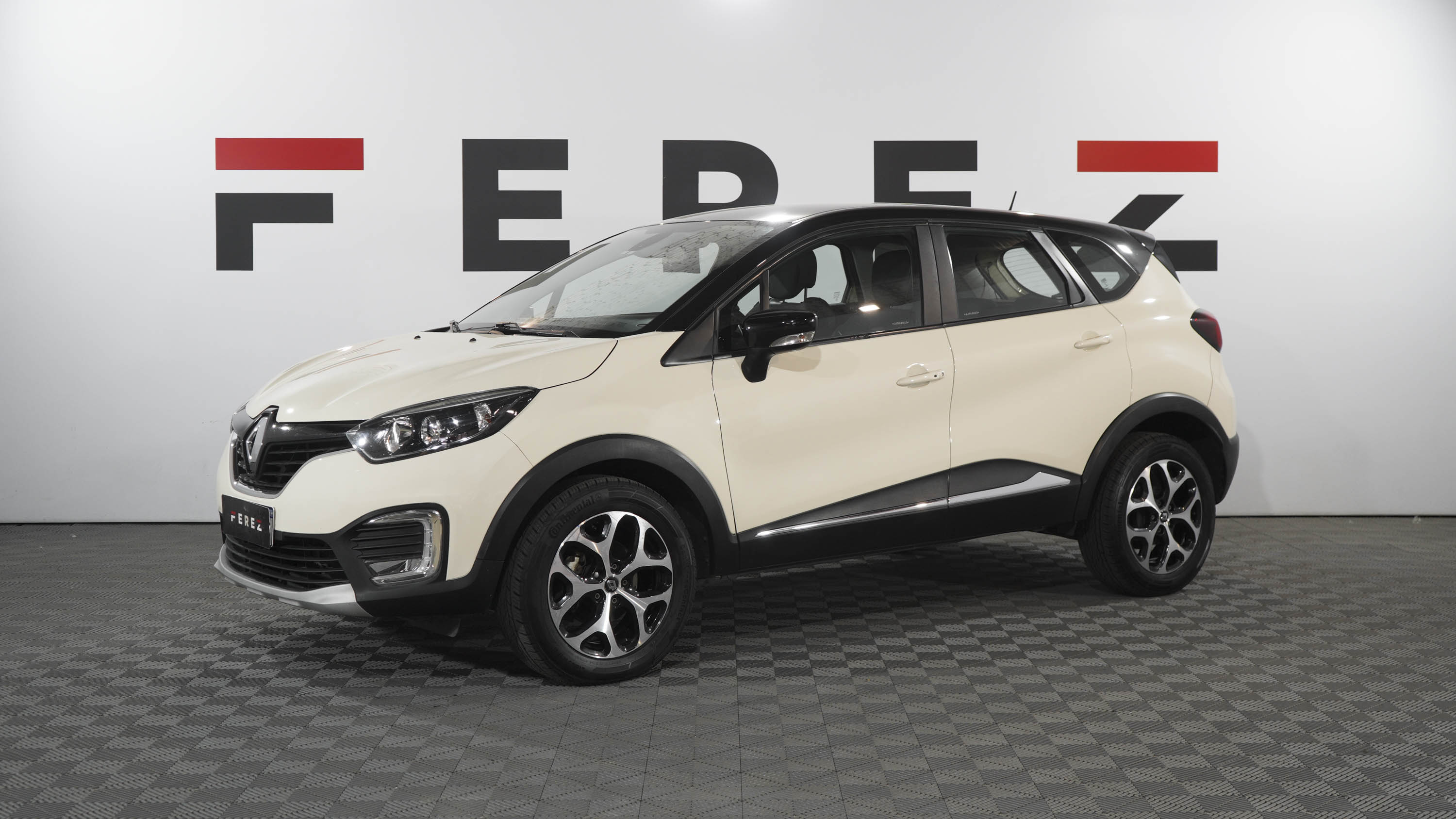 renault CAPTUR  2.0 INTENSE