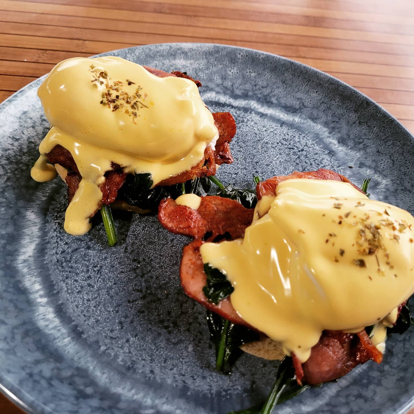 Cafe for sale Outside Hospital Absolutely Stunning Rent Only 865 PW incl GST