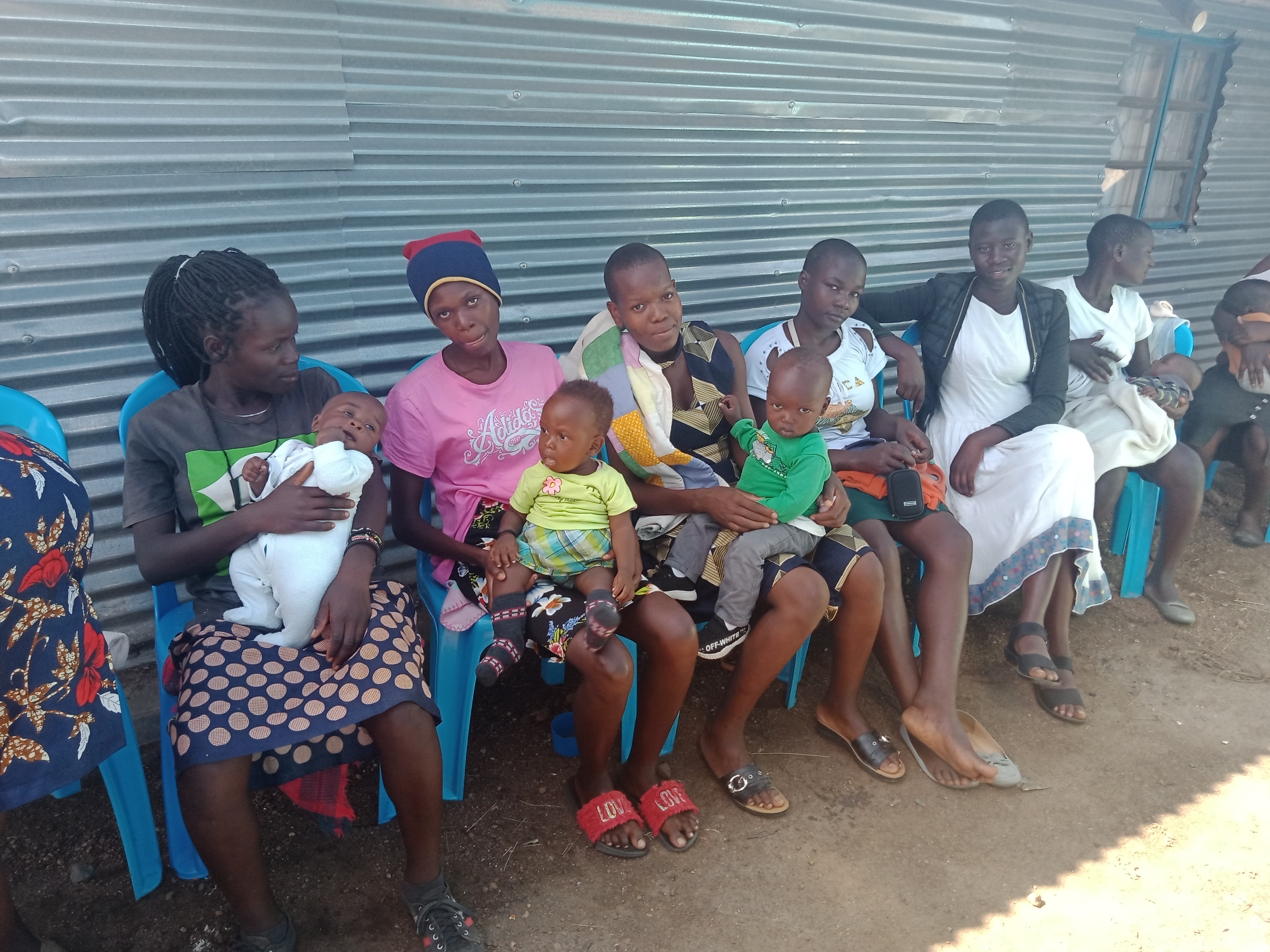 CLASSROMS FOR TEENAGE MOTHERS