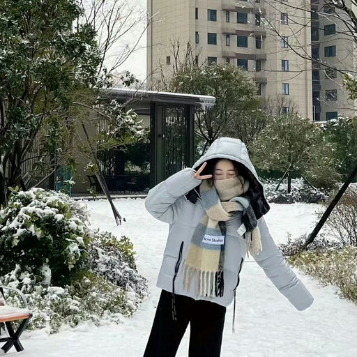 【迪丽热巴同款】moncler ，5折