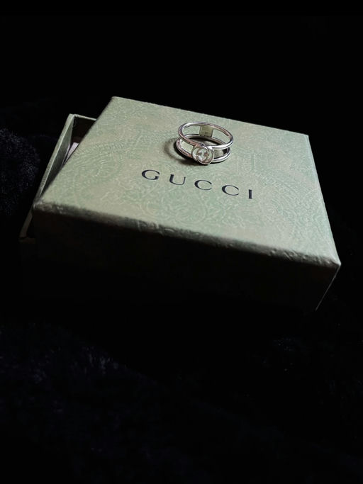 💍【镂空极简戒指】Gucci 45折