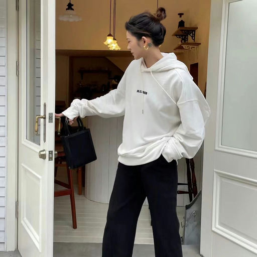 【应季史低】【35折，码全】Jil Sander奶油白卫衣