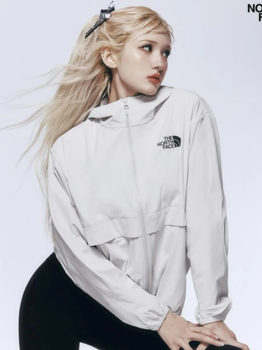 【Somi 类似款】TNF 冲锋衣，6折