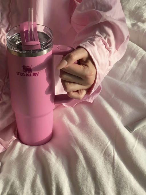 【1W人在线抢购！】Stanley 情人节限量，粉色上新