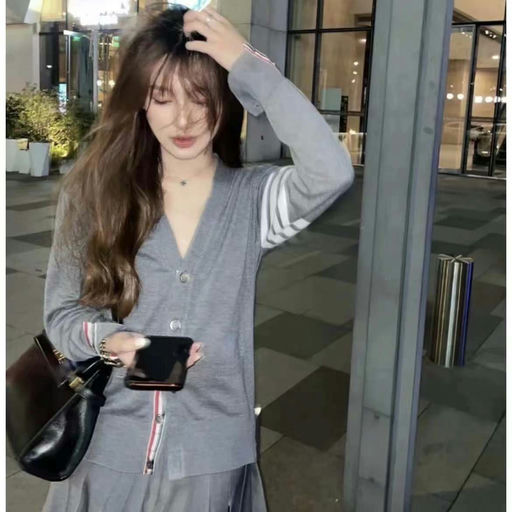 【优质青年四道杠】经典开衫