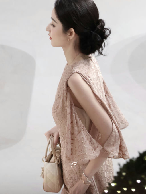 ⭐【厉害了！】【Dior 戴妃包4折】