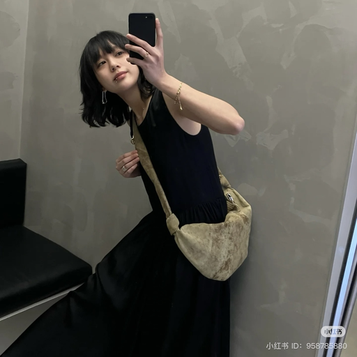 【刷新史低】喵喵新视频，同款不同色