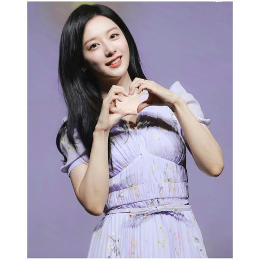 【年会预备好】 Self-Portrait 低至5折