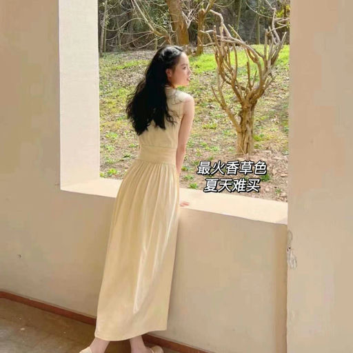 【开始断码】Toteme 夏日断货王，香草色连衣裙补货