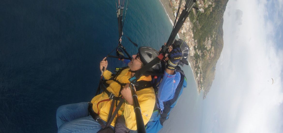 My father was able to fly with the paraglinding thanks to The Wishwall Foundation!