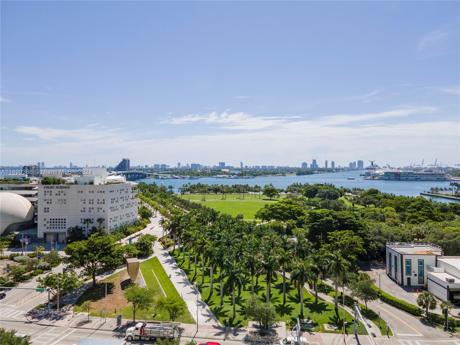 Real estate property located at 1000 Biscayne Blvd #1002, Downtown, Miami, Florida
