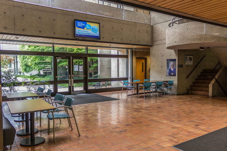 FNH - Concourse - Image Gallery 2