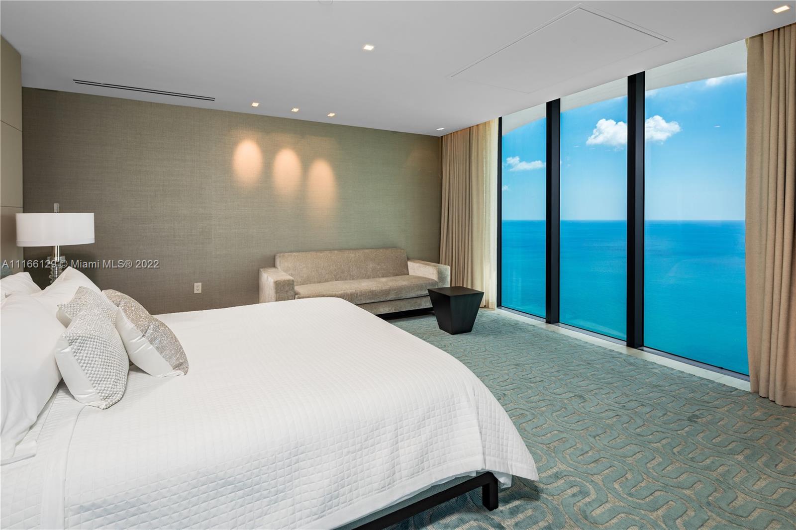 Real estate property located at 19575 Collins Ave #43, Sunny Isles Beach, Miami, FL