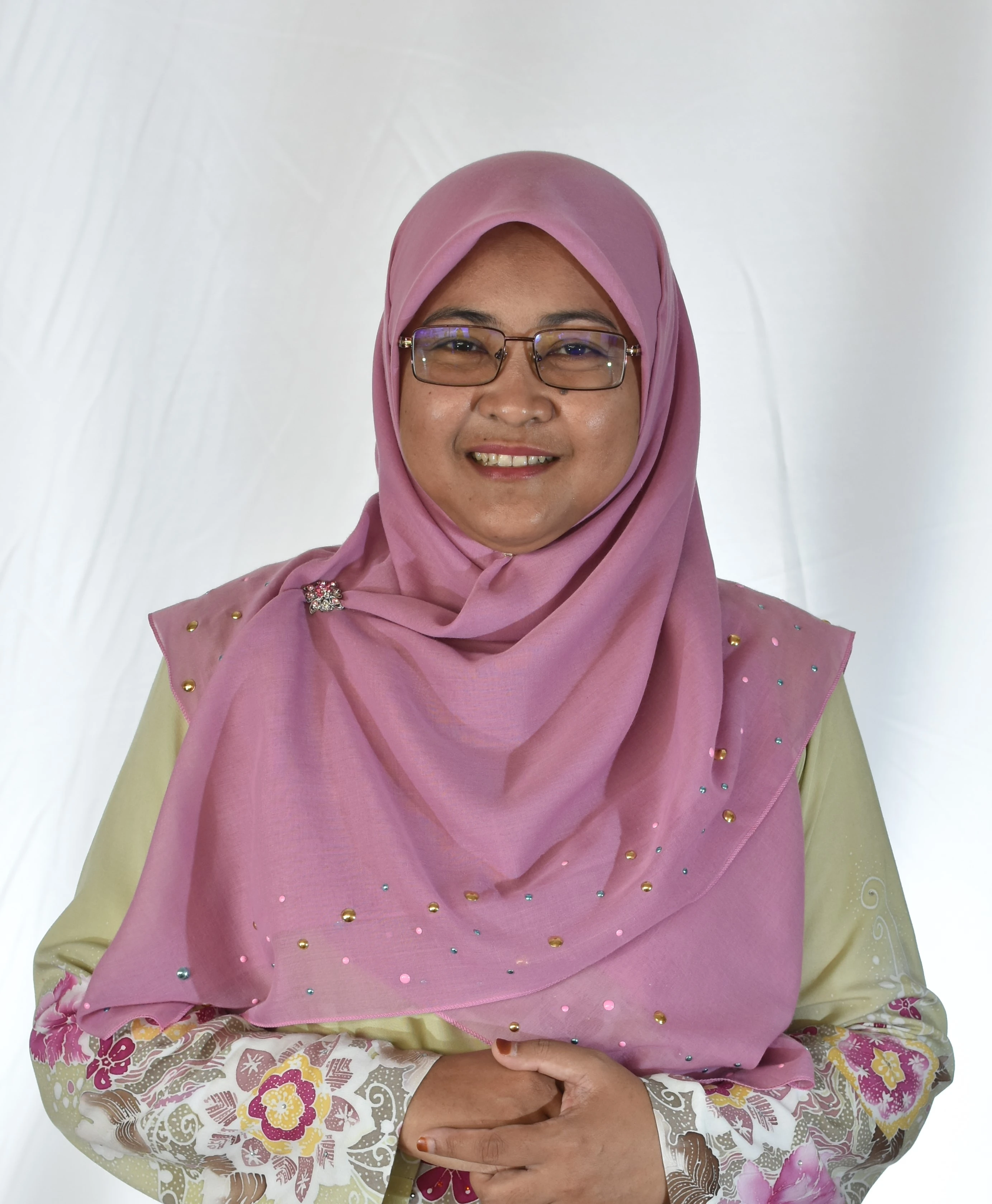 Nur Fazidah binti Elias