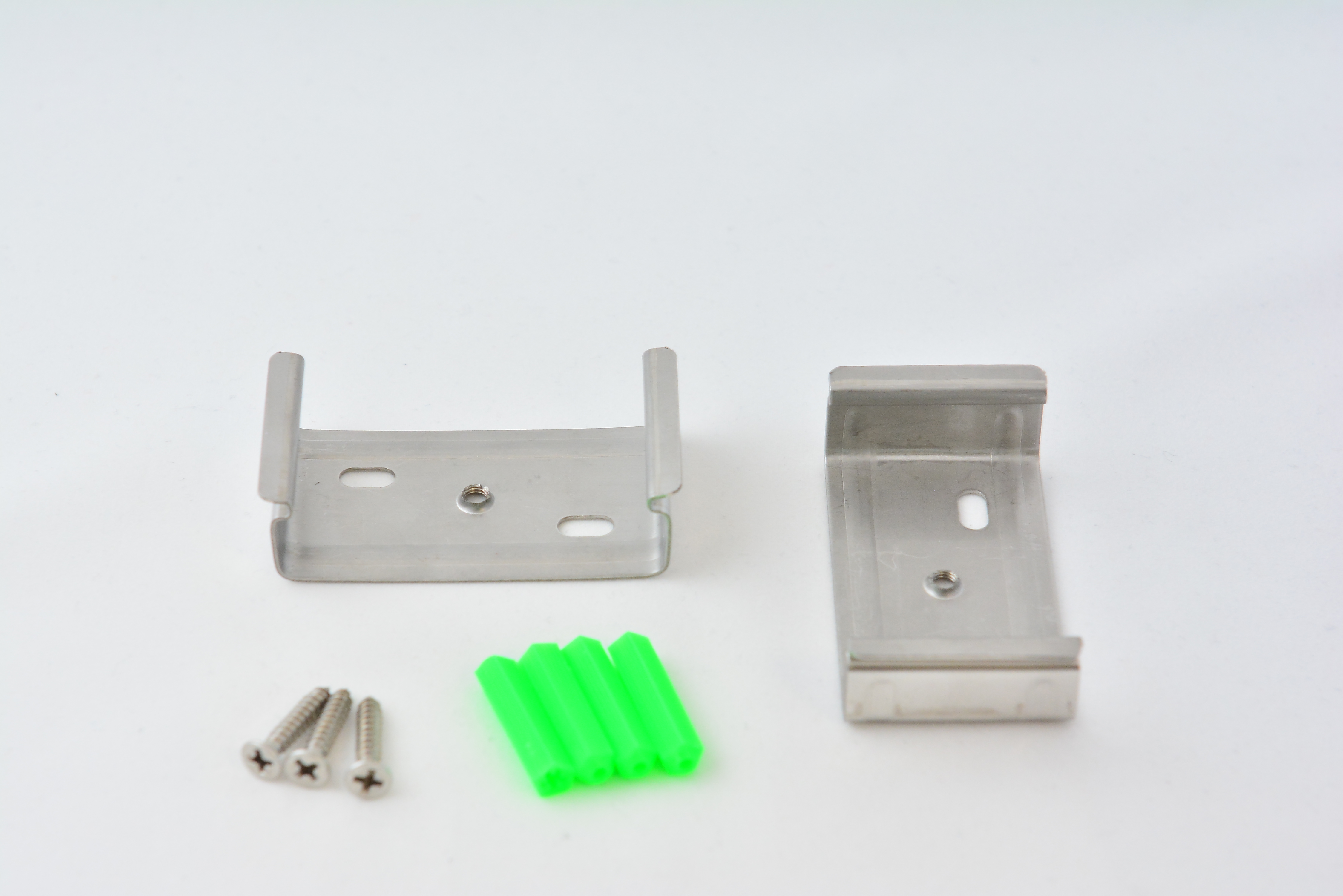 Compact Tro-Proof Mounting Bracket + Screws.JPG