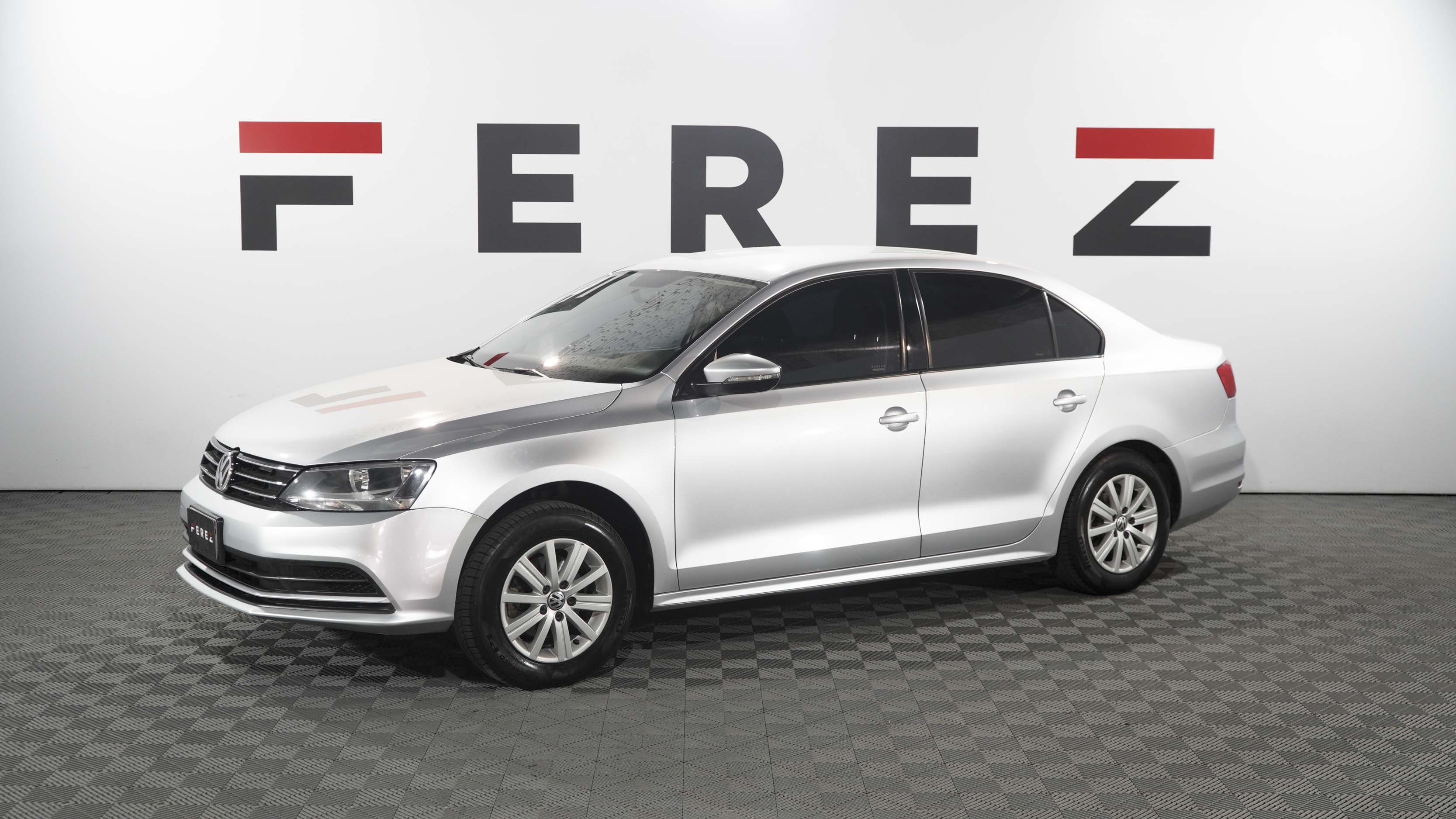 volkswagen VENTO 2.0 ADVANCE MT